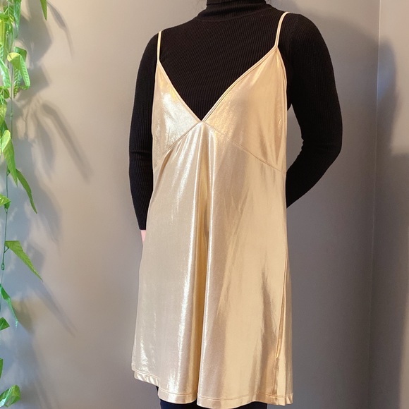 🌟🌟🌟MOTEL Gold dress size M - Picture 8 of 12